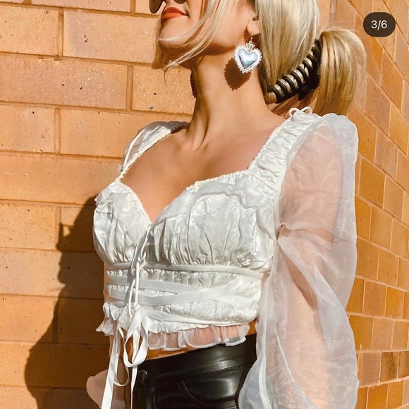 NWT for love and lemons Gabrielle Top puffy sleeves lingerie-inspired boho - Picture 7 of 10